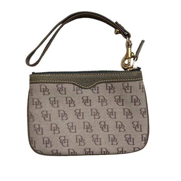 Dooney and Bourke gray db signature wristlet bag